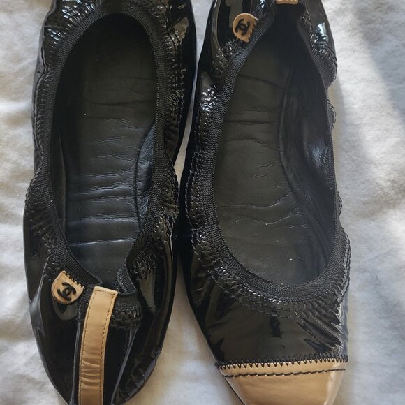 Chanel patent leather ballet flats - Picture 1 of 11
